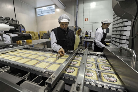 نظام آلات تغليف حراري (Thermoforming) المتطور